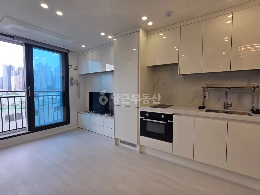 부산광역시 동래구 온천동 오피스텔 사진 1