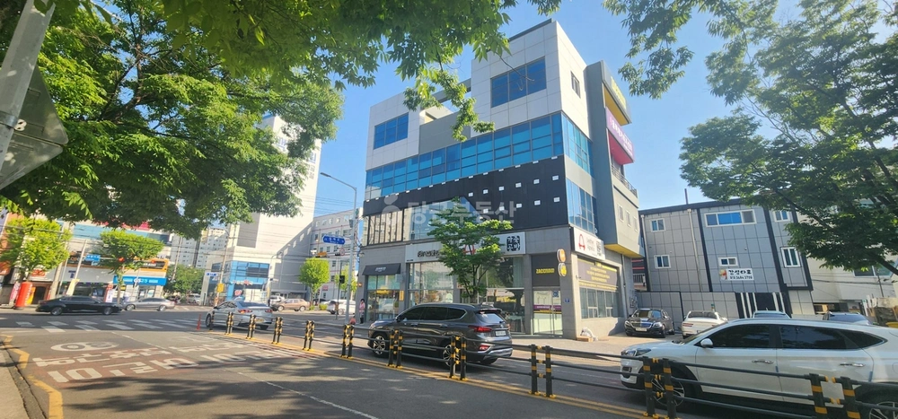대구광역시 달서구 유천동 상가 사진 1