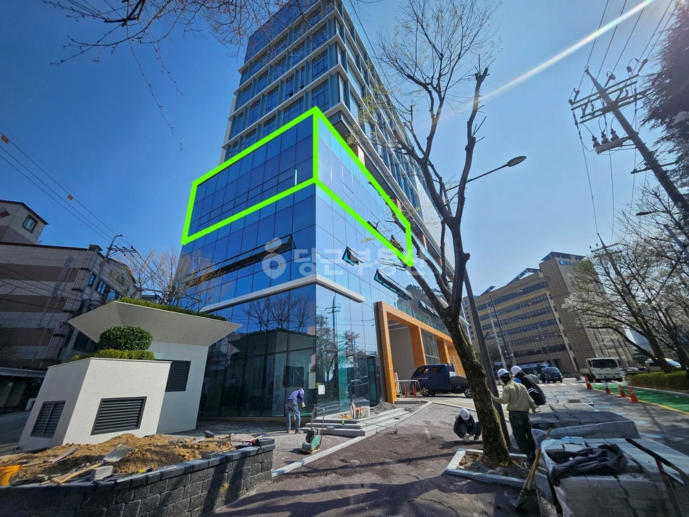전남광주통합특별시 서구 농성동 상가 사진 1