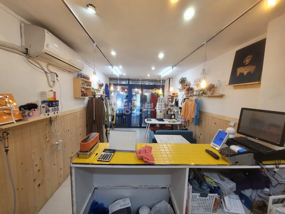 경기도 고양시 일산동구 정발산동 상가 사진 1