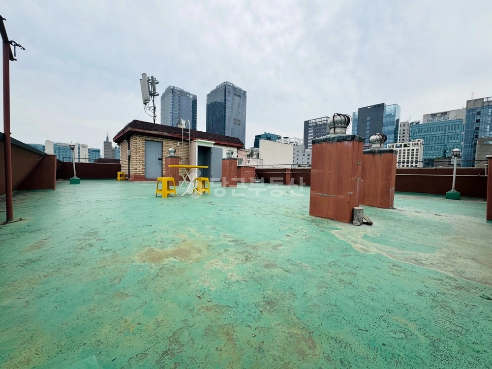서울특별시 강남구 역삼동 원룸 사진 1