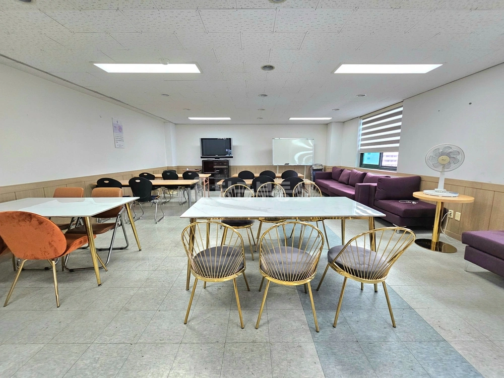 전북특별자치도 전주시 완산구 평화동2가 상가 사진 1