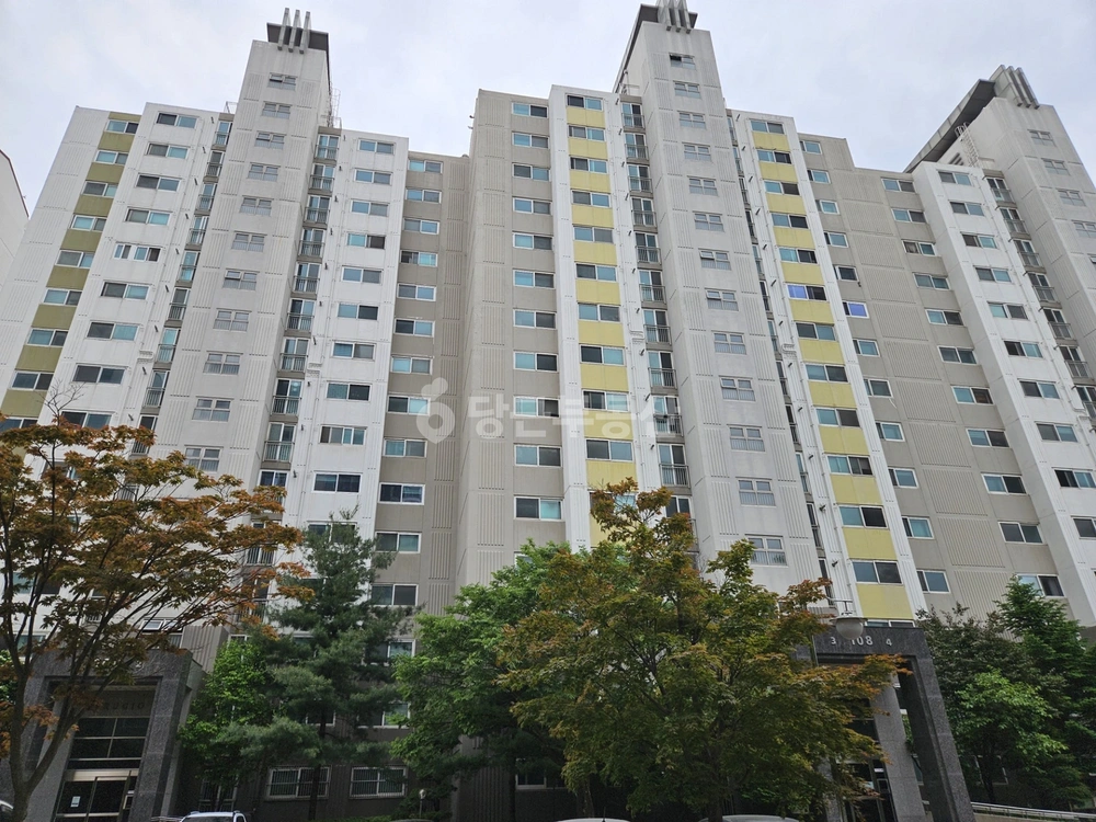 대전광역시 유성구 장대동 아파트 사진 1