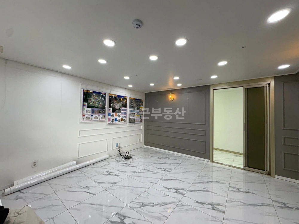 전남광주통합특별시 서구 농성동 상가 사진 1