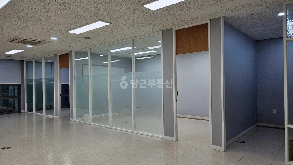 경기도 안양시 동안구 관양동 사무실 사진 1