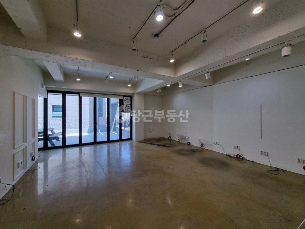 울산광역시 남구 달동 상가 사진 1