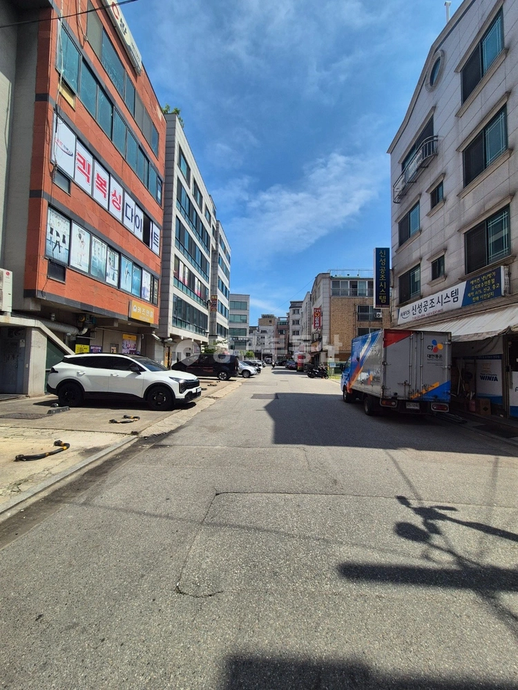 경기도 수원시 권선구 곡반정동 상가 사진 1