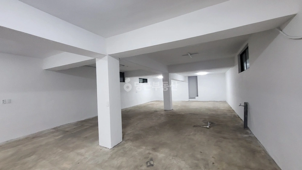 경상남도 창원시 성산구 신월동 상가 사진 1