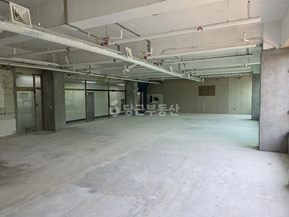 경기도 파주시 와동동 상가 사진 1