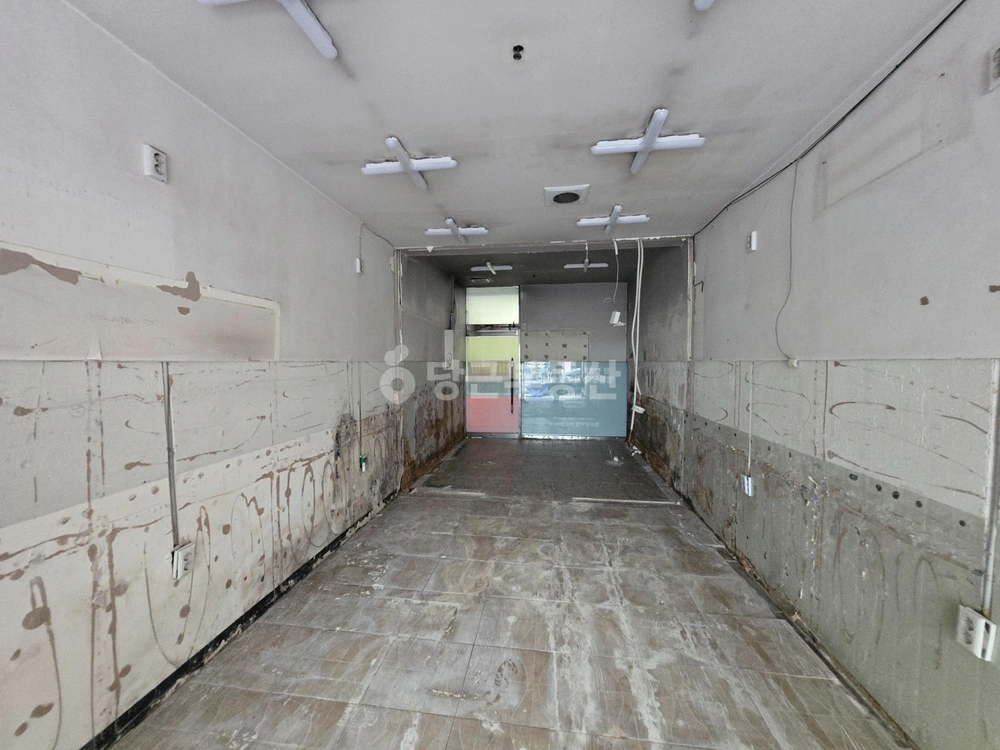 충청남도 천안시 서북구 쌍용동 상가 사진 1