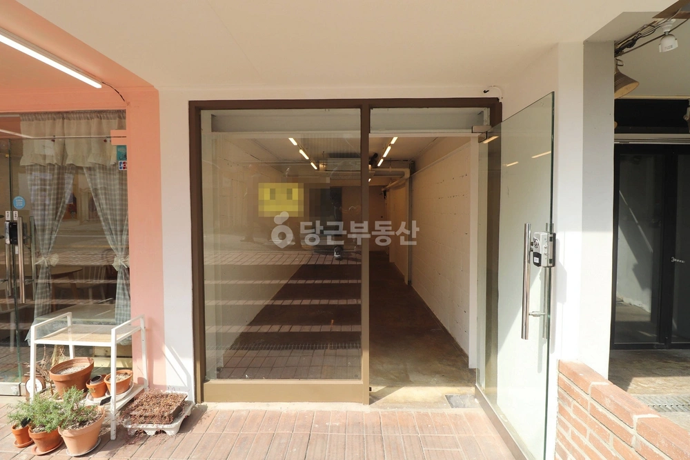 서울특별시 마포구 서교동 상가 사진 1