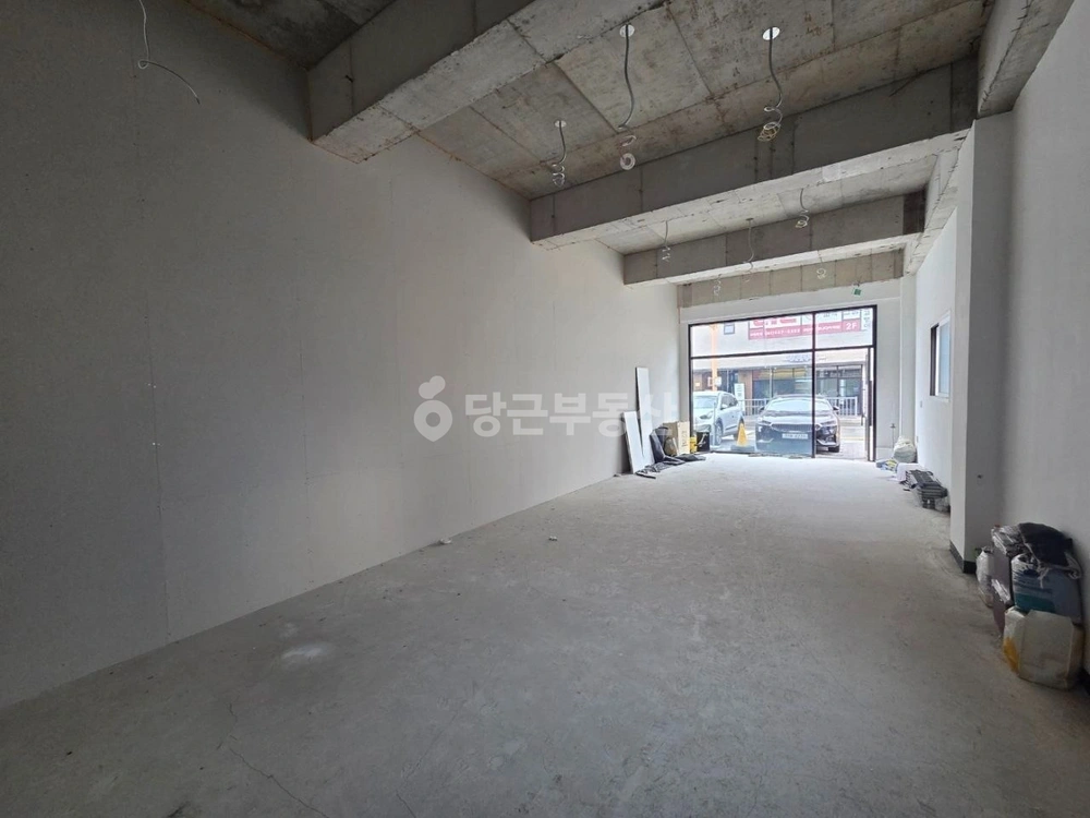 충청남도 천안시 동남구 신부동 상가 사진 1