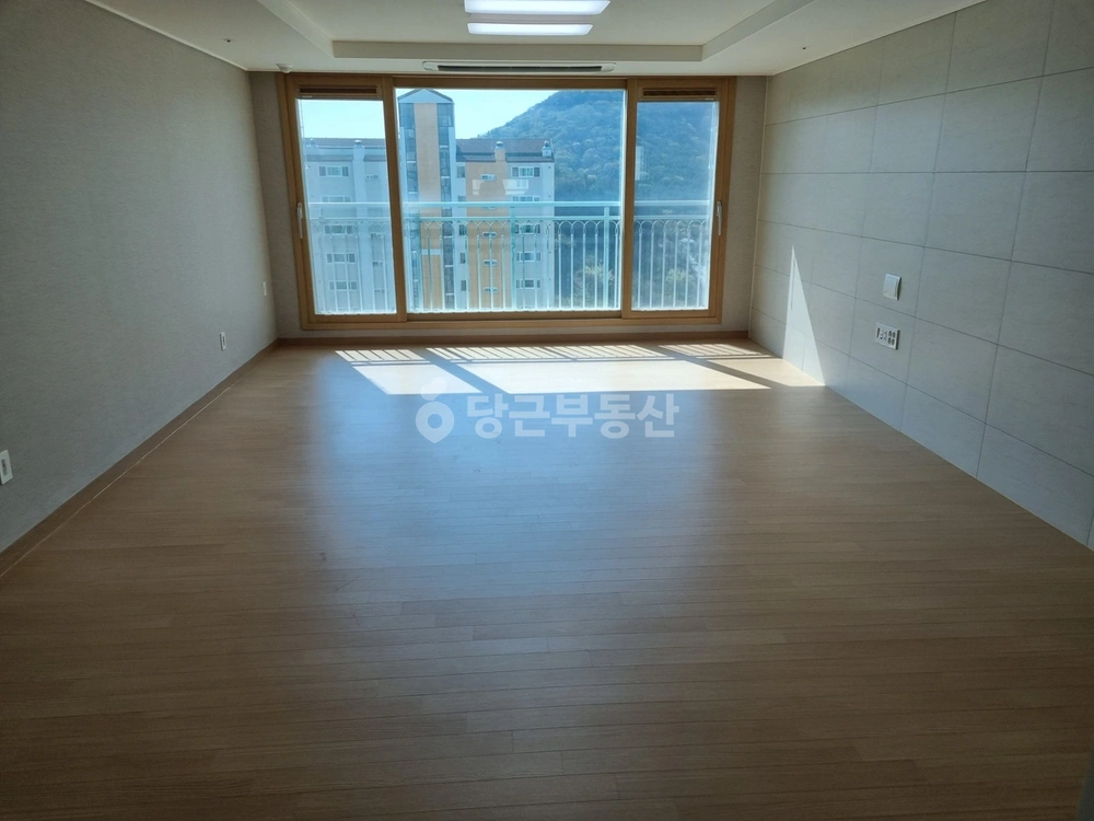 경상남도 창원시 마산합포구 월영동 아파트 사진 1