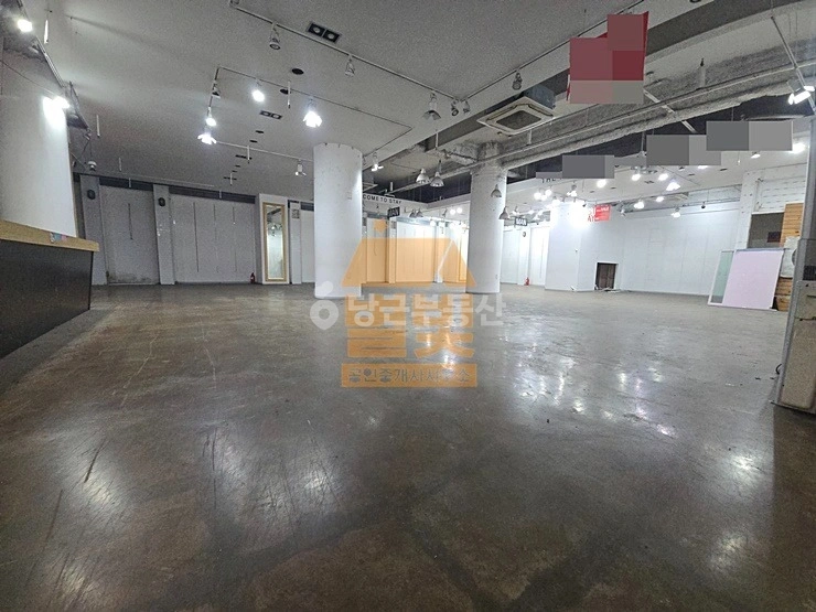 부산광역시 남구 대연동 상가 사진 1