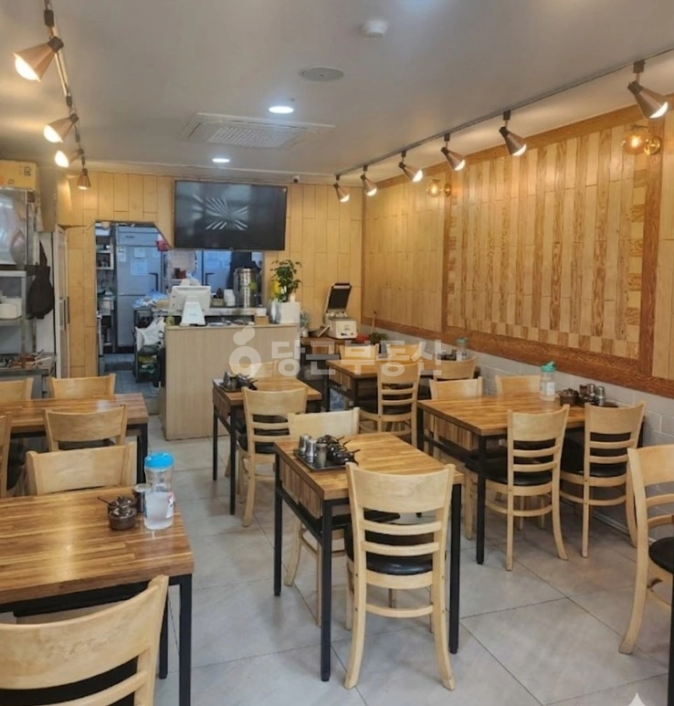 충청남도 천안시 서북구 불당동 상가 사진 1