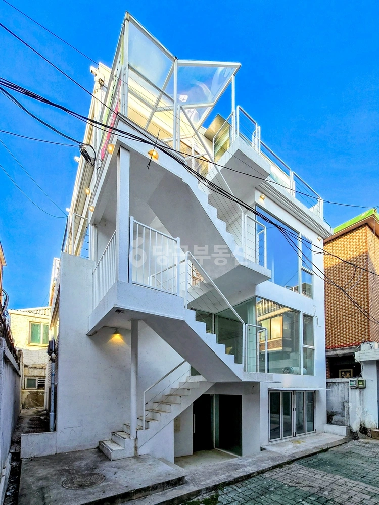 서울특별시 마포구 연남동 상가 사진 1
