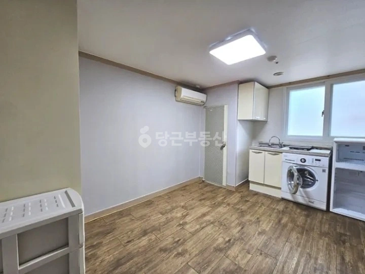 대전광역시 유성구 봉명동 원룸 사진 1