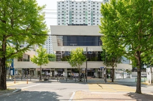 전남광주통합특별시 남구 봉선동 상가 사진 1