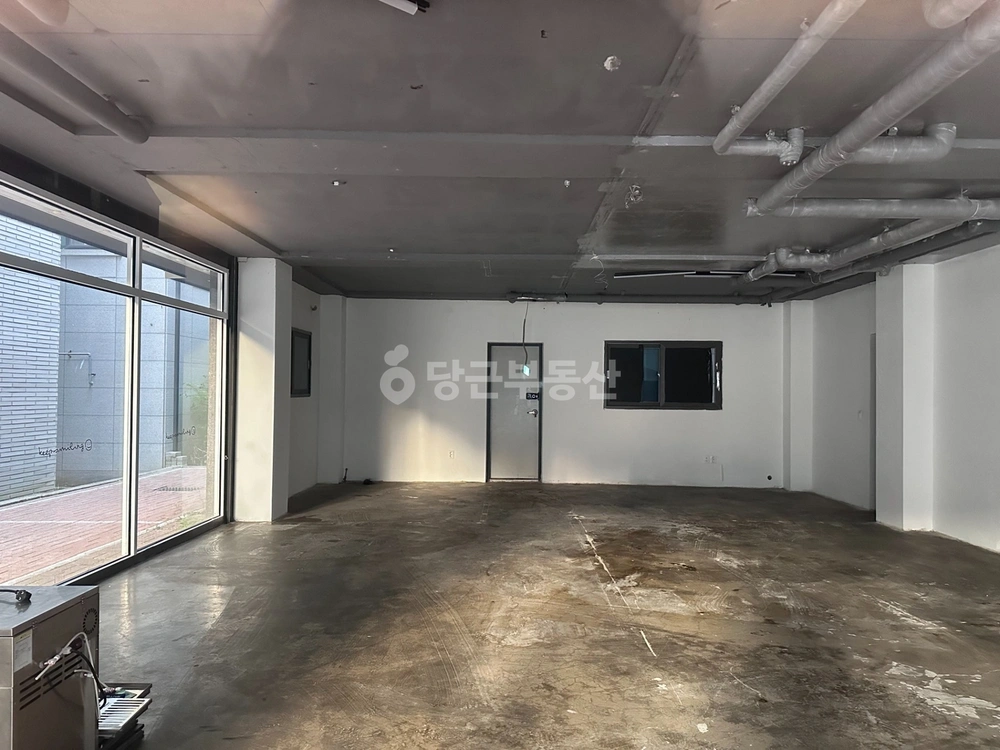 경기도 파주시 목동동 상가 사진 1