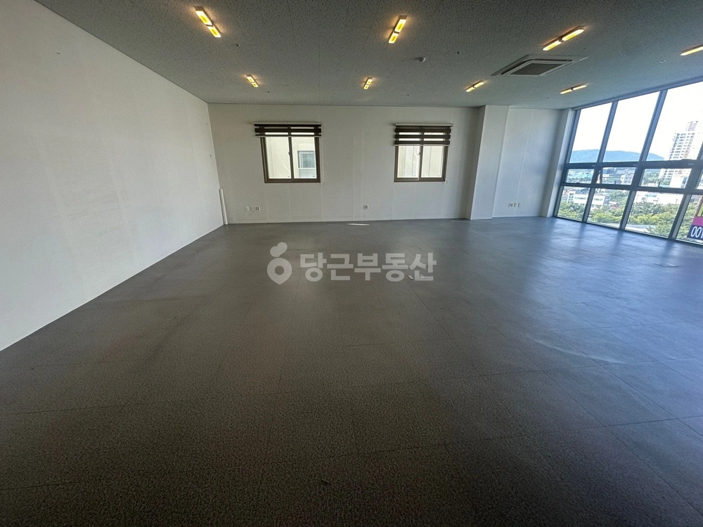 대구광역시 달서구 월성동 상가 사진 1
