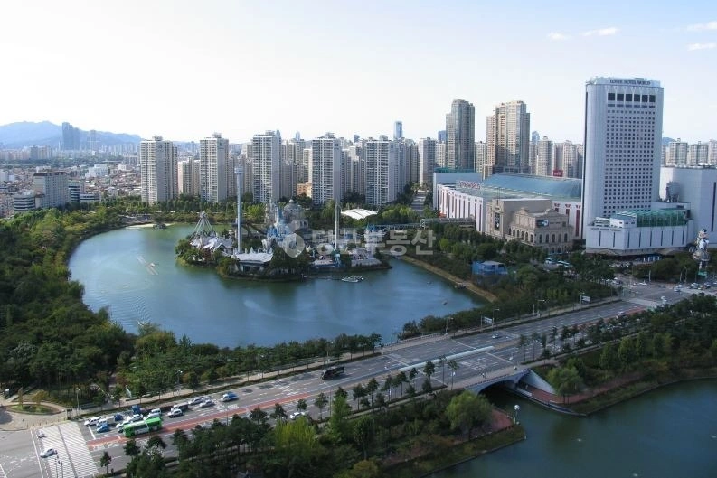 서울특별시 송파구 잠실동 아파트 사진 1