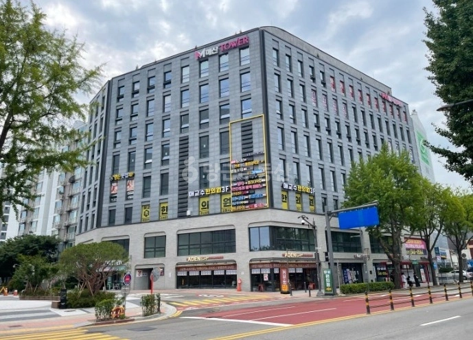 경기도 수원시 팔달구 교동 상가 사진 1
