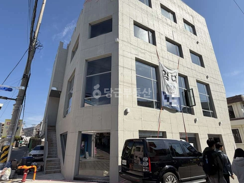 전남광주통합특별시 동구 동명동 상가 사진 1