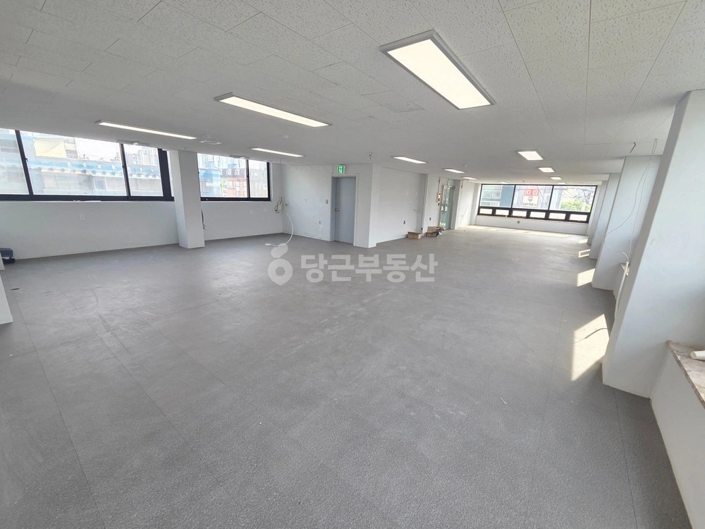 경기도 수원시 장안구 정자동 상가 사진 1
