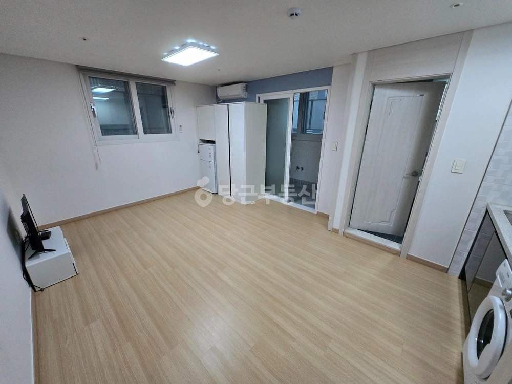 경기도 수원시 팔달구 인계동 원룸 사진 1