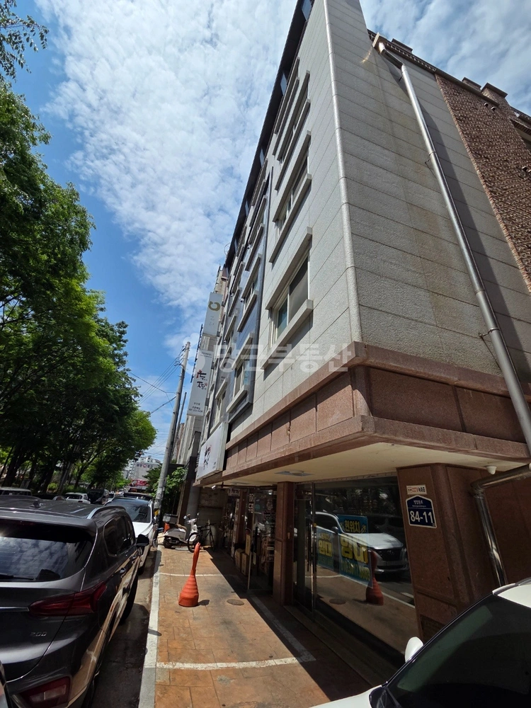 경기도 화성시 병점구 진안동 상가 사진 1