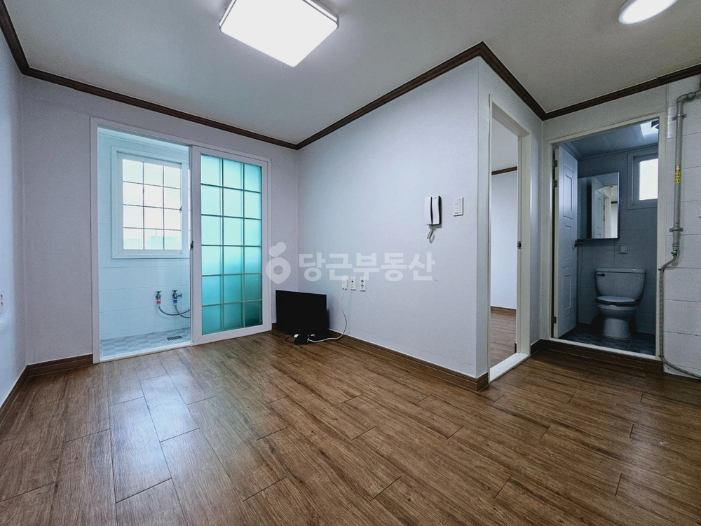 경상남도 김해시 봉황동 원룸 사진 1