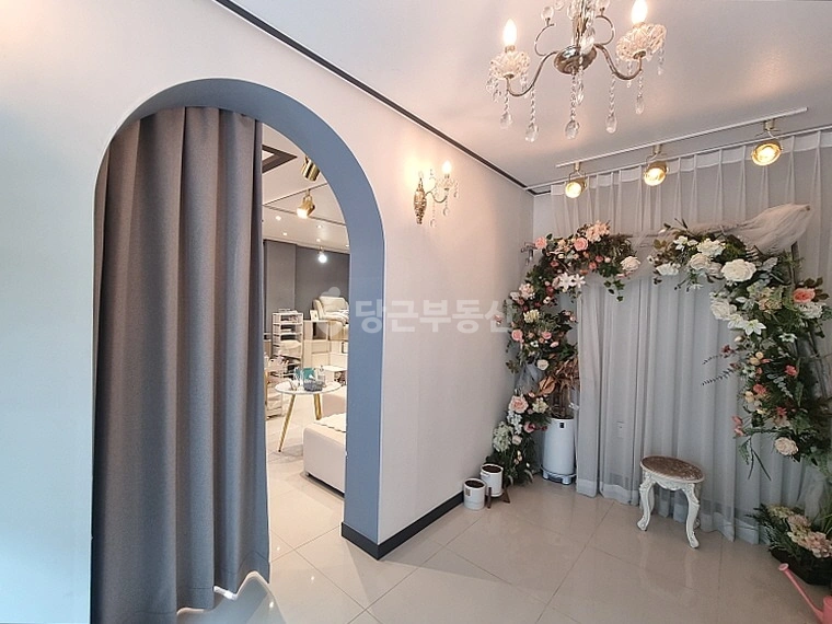 대전광역시 서구 둔산동 상가 사진 1