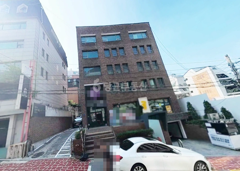 서울특별시 강남구 논현동 건물 사진 1