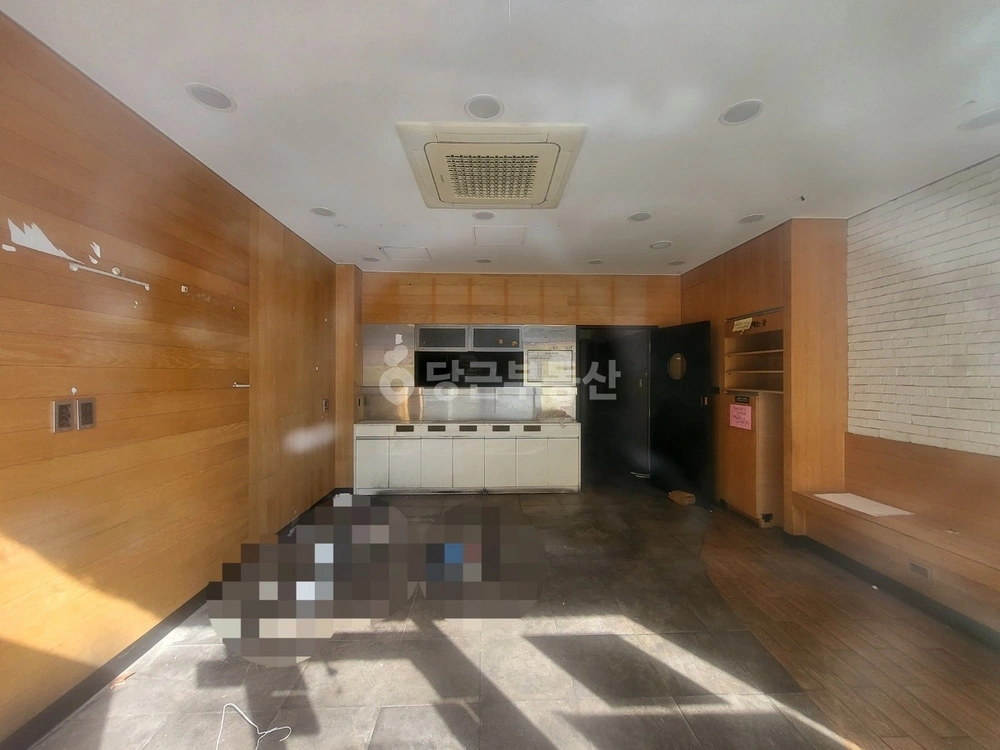 부산광역시 연제구 연산동 상가 사진 1