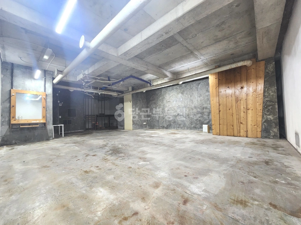 서울특별시 강남구 신사동 상가 사진 1