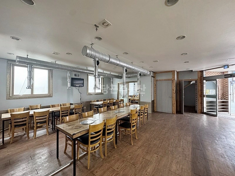 충청남도 천안시 동남구 신부동 상가 사진 1