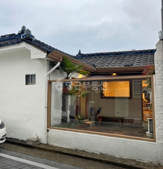 전남광주통합특별시 동구 동명동 상가 사진 1