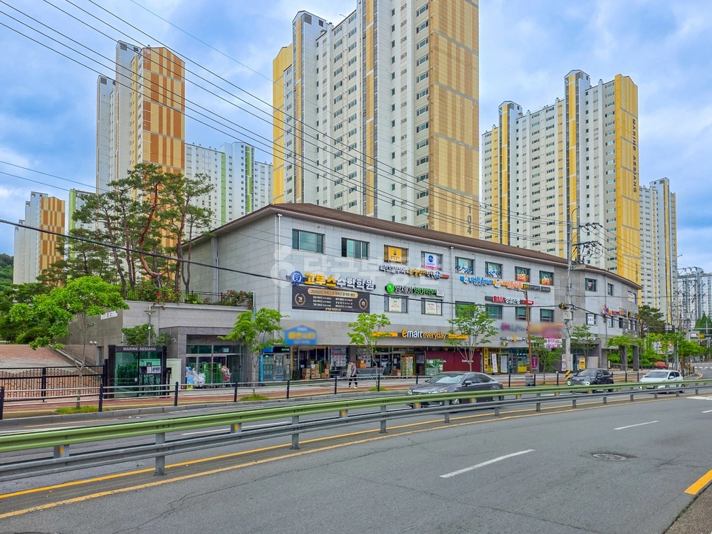 경상남도 창원시 마산합포구 월영동 상가 사진 1