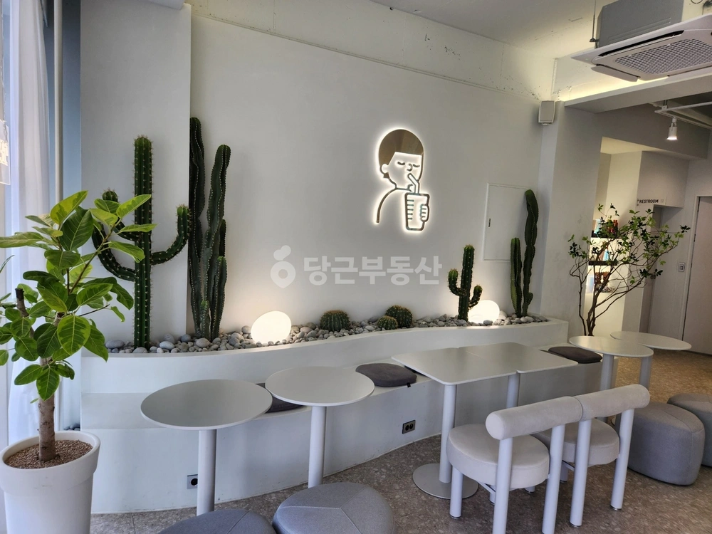 제주특별자치도 제주시 아라일동 상가 사진 1