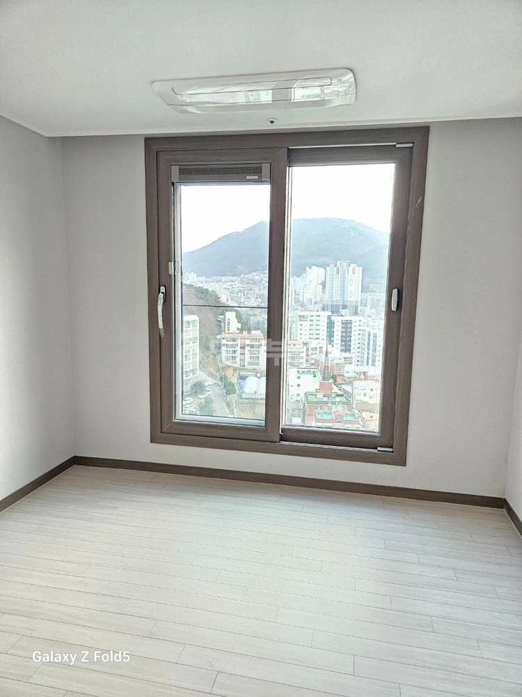 부산광역시 연제구 연산동 아파트 사진 1