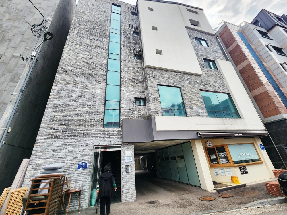 경기도 수원시 영통구 매탄동 상가 사진 1