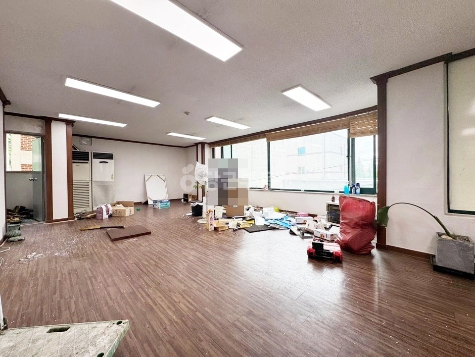 대전광역시 서구 갈마동 상가 사진 1