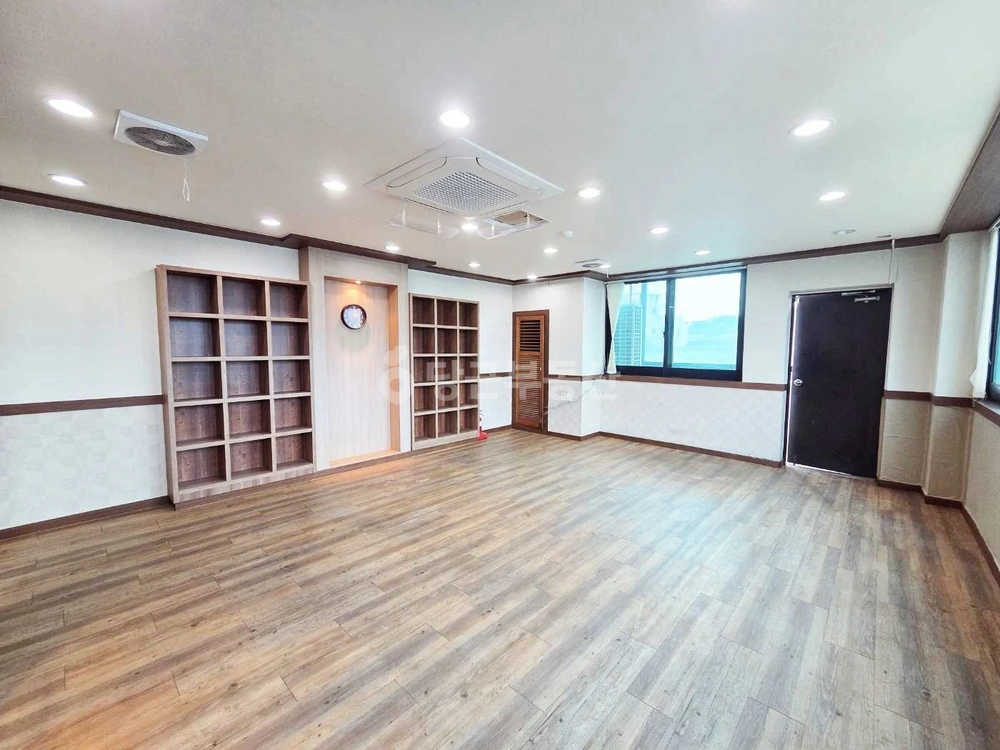 대구광역시 수성구 지산동 상가 사진 1