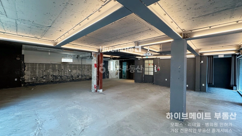 서울특별시 강남구 신사동 사무실 사진 1