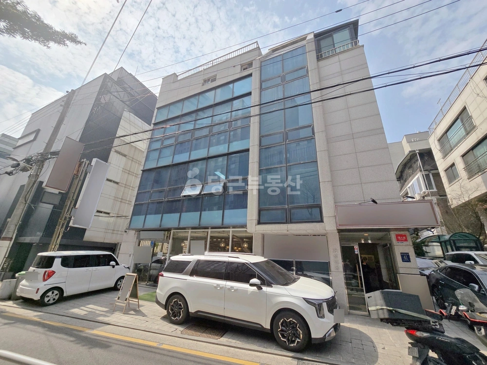 서울특별시 강남구 논현동 사무실 사진 1