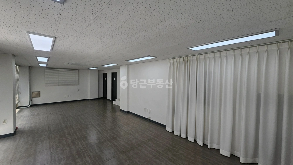 대전광역시 유성구 신성동 상가 사진 1