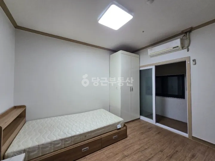 대전광역시 유성구 지족동 원룸 사진 1