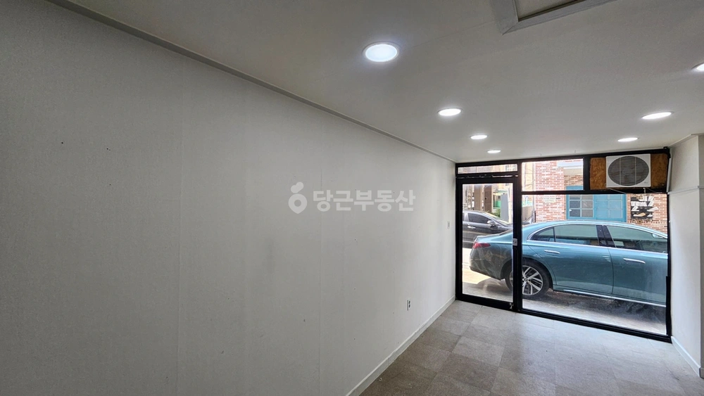 대전광역시 유성구 신성동 상가 사진 1