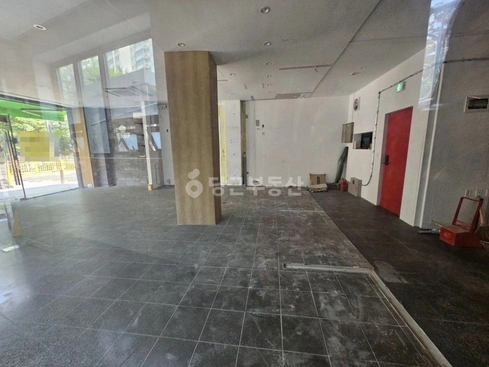 경기도 고양시 일산동구 풍동 상가 사진 1