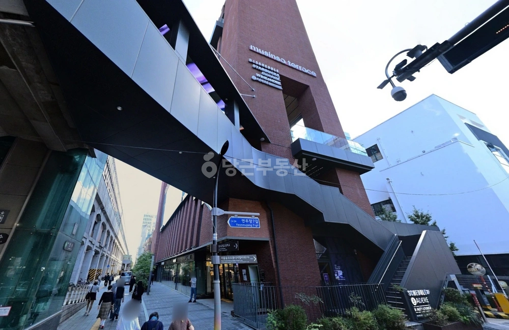 서울특별시 성동구 성수동2가 상가 사진 1